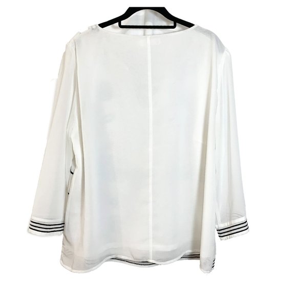 New York & Company 7th avenue Design Studio Top - Picture 2 of 3